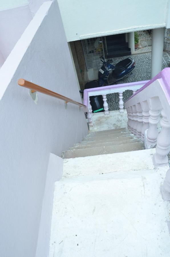 Manohars New Homestay
